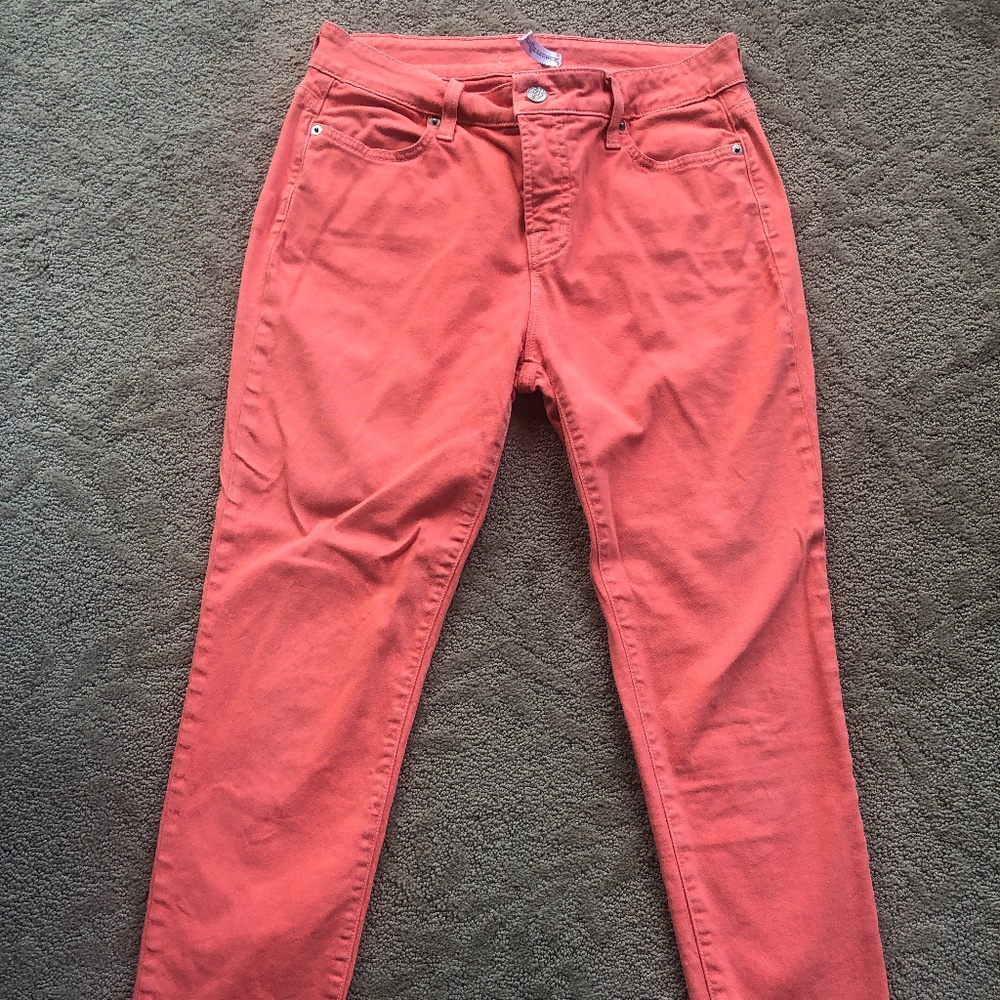 Blue Essence Stretch Jeans | Size 8 | Coral